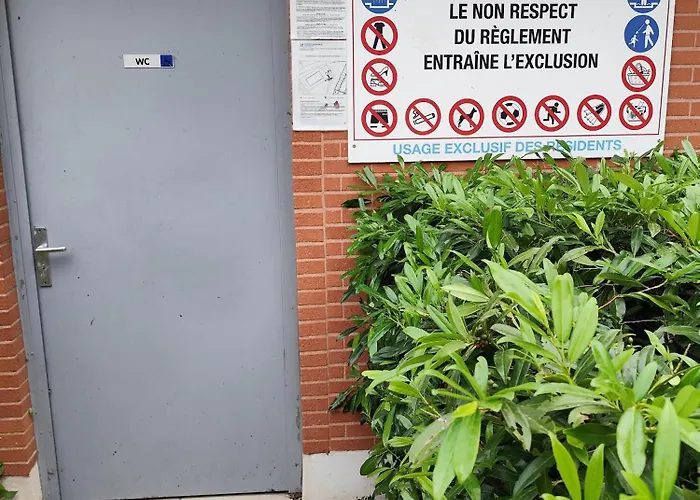 Mentor Au Coeur De -wifi-piscine-parking Prive Апартаменты *