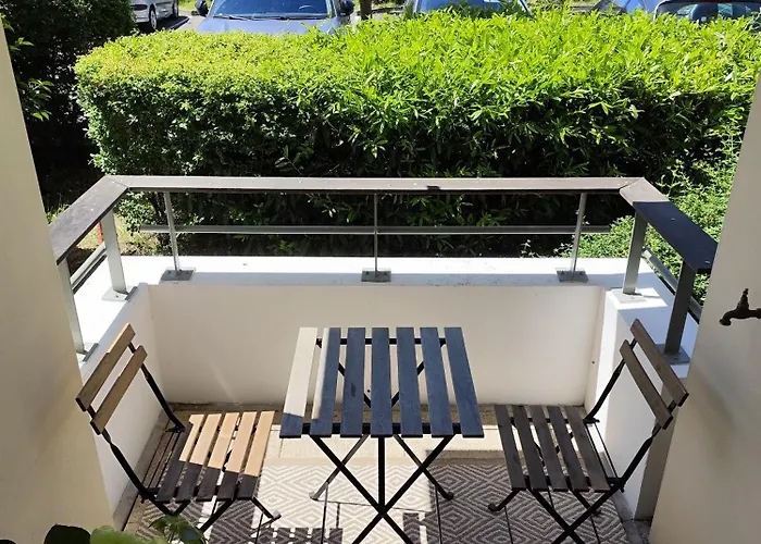 Mentor Au Coeur De -wifi-piscine-parking Prive Апартаменты *