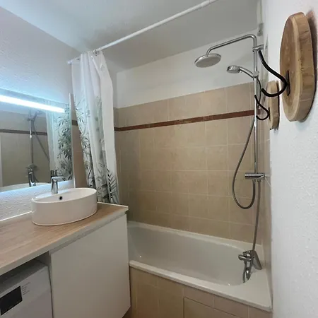 Apartment Mentor Au Coeur De Grenade -Wifi-Piscine-Parking *