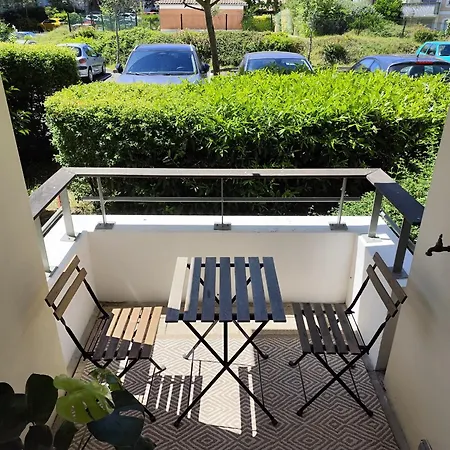 Mentor Au Coeur De -wifi-piscine-parking Privé Apartamento *