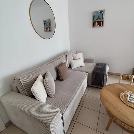 Mentor Au Coeur De -wifi-piscine-parking Privé *