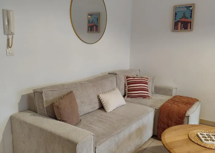 Apartment Mentor Au Coeur De -wifi-piscine-parking Prive *