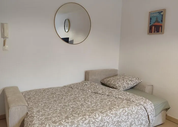 Apartment Mentor Au Coeur De -wifi-piscine-parking Prive *